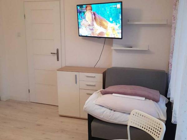 pokój nr 2, trzyosobowy z łazienką i balkonem