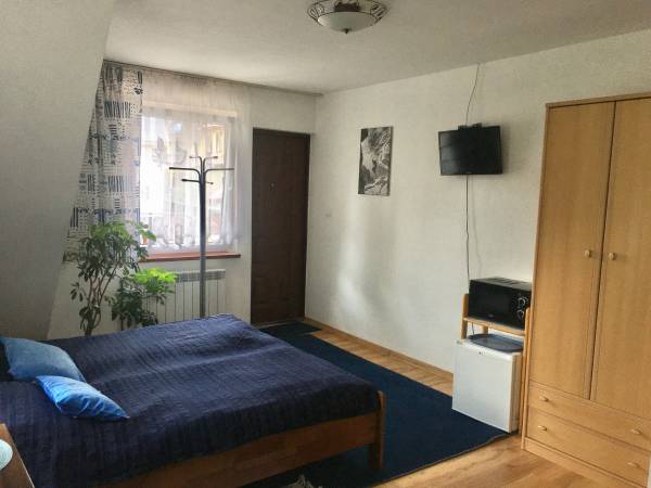 pokój nr 5 (trzyosobowy)