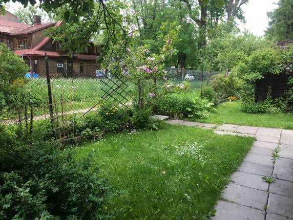 wejście i ogródek pokój nr 1