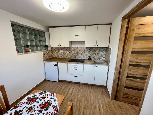 kuchnia dla pokojów na podwórzu