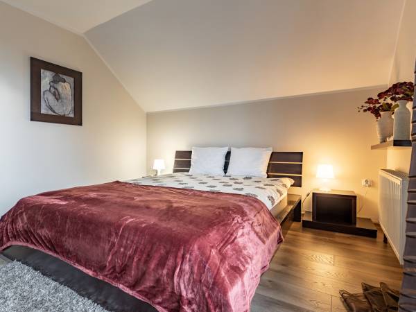 sypialnia 1 z balkonem