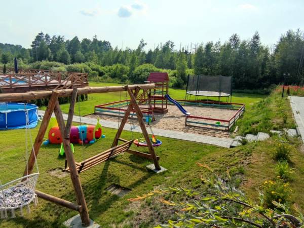 "Zielona Dolina" - Kompleks dla Rodzin z Dziećmi