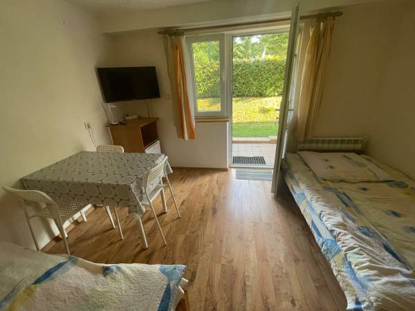 W Zaciszu Solina -noclegi 