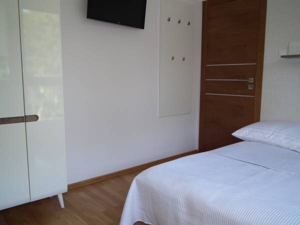 Apartament Green Power sypialnia (można zamienić na dwa pojedyncze łóżka)