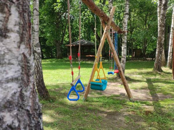 DWOREK i GLAMPING KREFTÓWKA