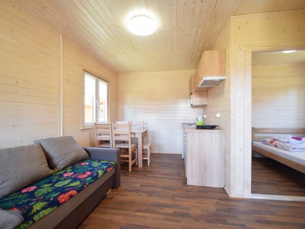 Domek trzypokojowy - salon z aneksem kuchennym