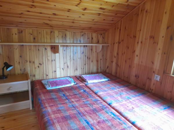 Capri; tapczany 2 x 80 cm