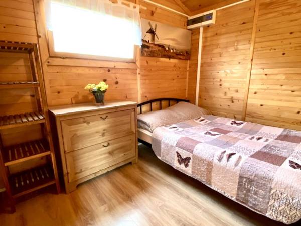 Domki i pokoje Nadia