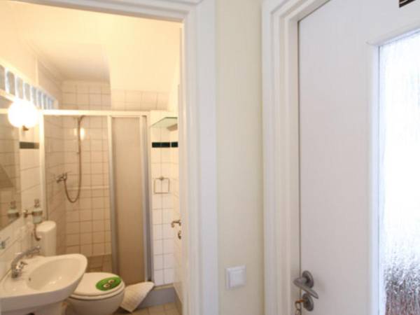 PENSJONAT BIAŁY DOMEK - ŁEBA - 200m od plaży