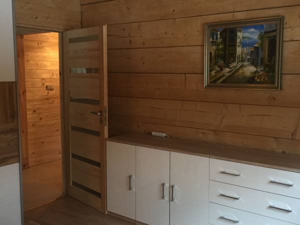 Dom z bala sypialnia 1