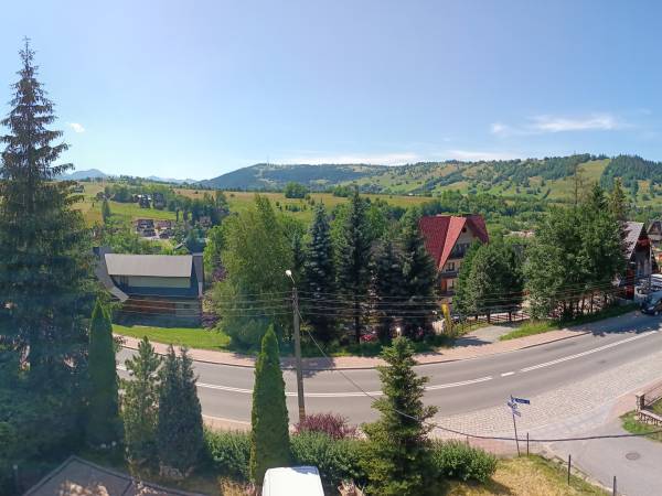 Apartament 2-osobowy z aneksem, łazienka, balkonem i widokiem na Giewont i Gubałówkę