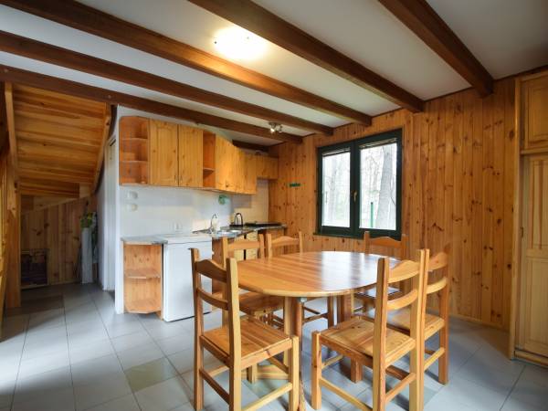 Domek rodzinny 6-osobowy z poddaszem