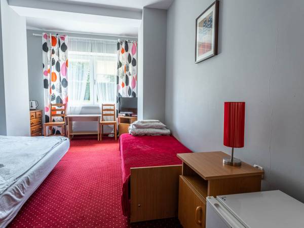 pokój trzyosobowy bez balkonu