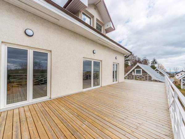 Wspólny taras z widokiem na Zatokę