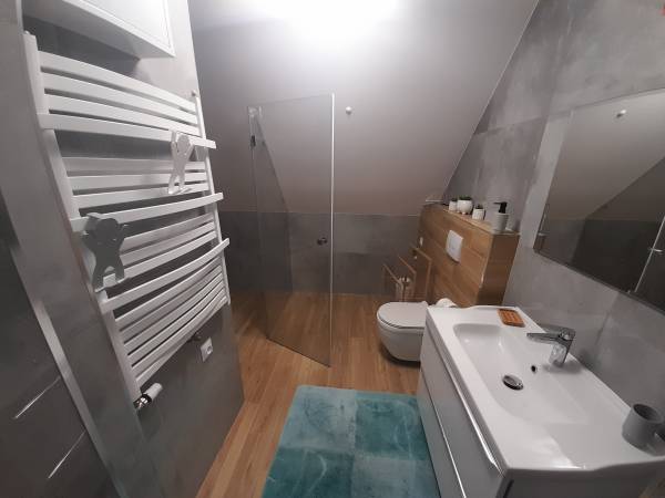 Łazienka II piętro