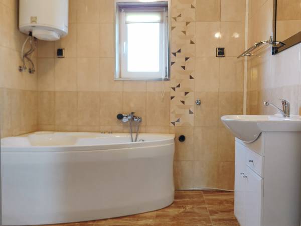 Apartament 2-4 osobowy w Ośrodku Wczasowym 