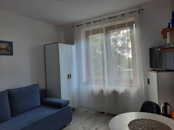 Pokój 1- osobowy z łazienką (4)