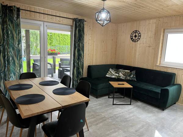 Domki Comfort + comfort wellness zone (sauna- jacuzzi)