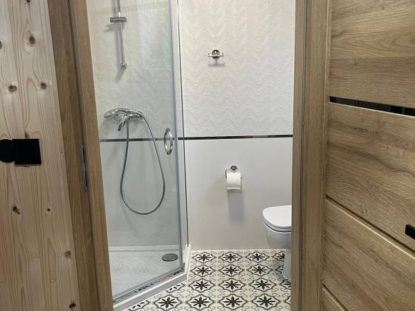 Domki Comfort + comfort wellness zone (sauna- jacuzzi)