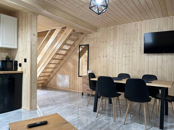 Domki Comfort + comfort wellness zone (sauna- jacuzzi)