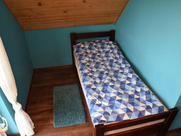 domek żółty - sypialnia I