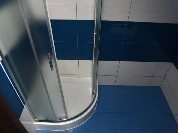 domek żółty - łazienka 