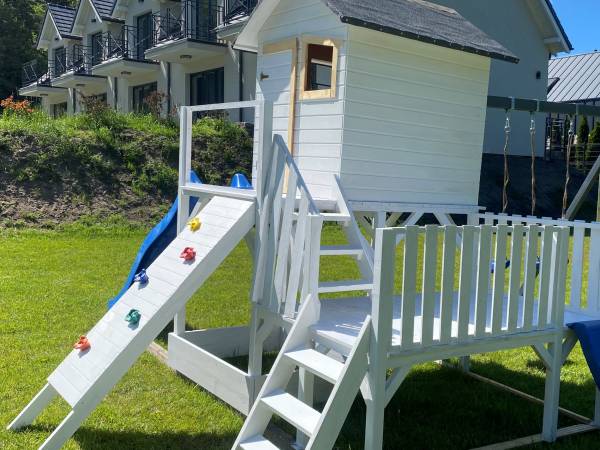 Teren wokół obiektu