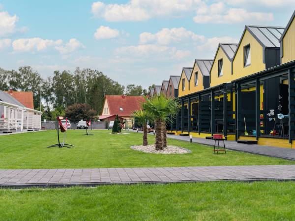 Domki piętrowe z dwoma tarasami