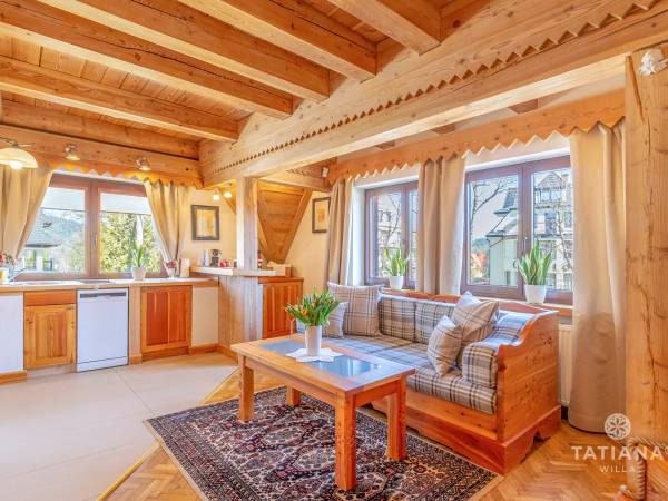 salon w apartamencie numer 8 w willa TATIANA premium