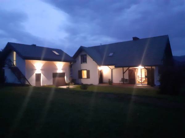 Sarnia Łąka Domki i Apartamenty