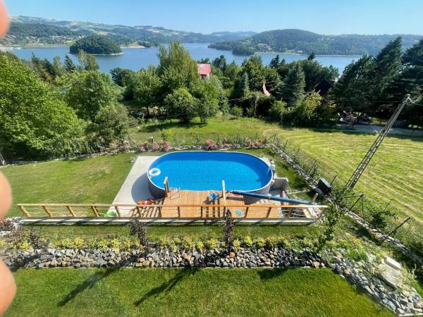 Basen widok z balkonu