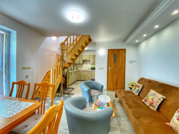 DOMEK Pod LIPOWSKIM GRONIEM