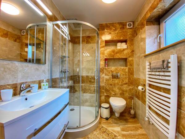 DOMEK Pod LIPOWSKIM GRONIEM