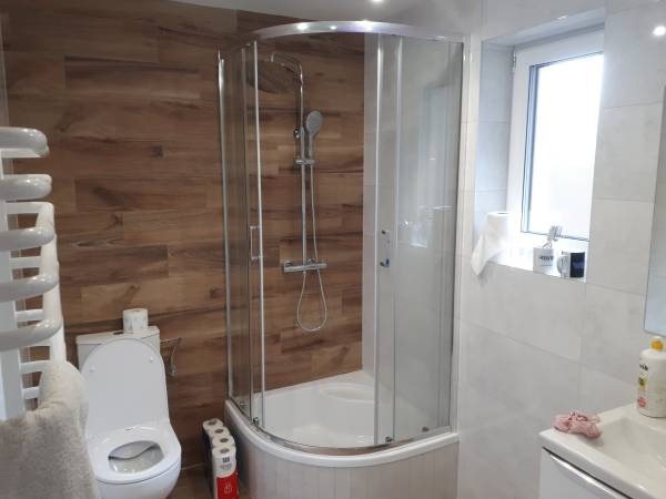 Domek pod Sosnami Całoroczny z Balią Ogrodową