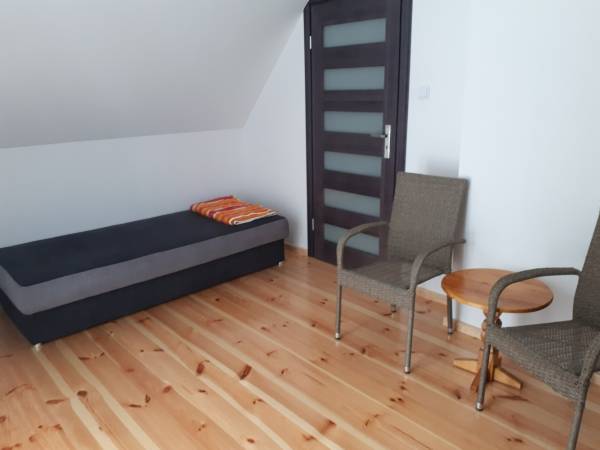 Domek pod Sosnami Całoroczny z Balią Ogrodową