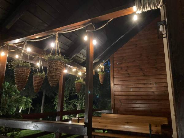 Noclegi Chata u Sylwii w centrum Okuninki