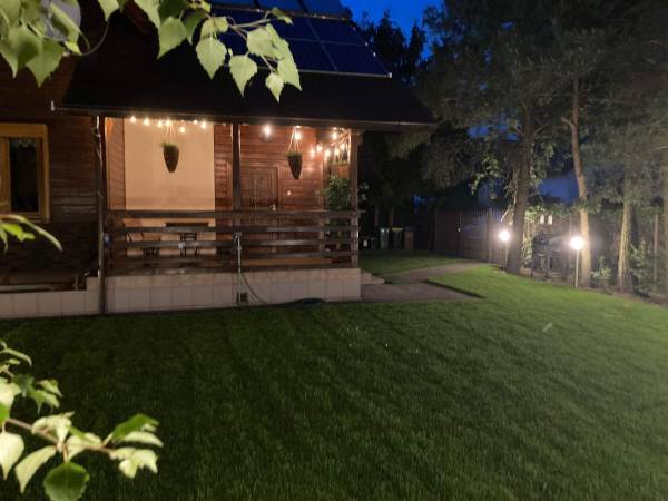 Noclegi Chata u Sylwii w centrum Okuninki