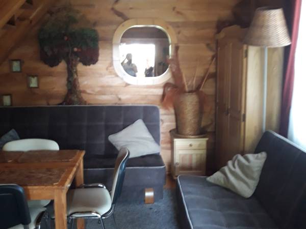 Noclegi Chata u Sylwii w centrum Okuninki