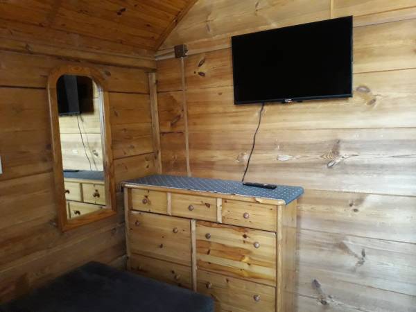 Noclegi Chata u Sylwii w centrum Okuninki