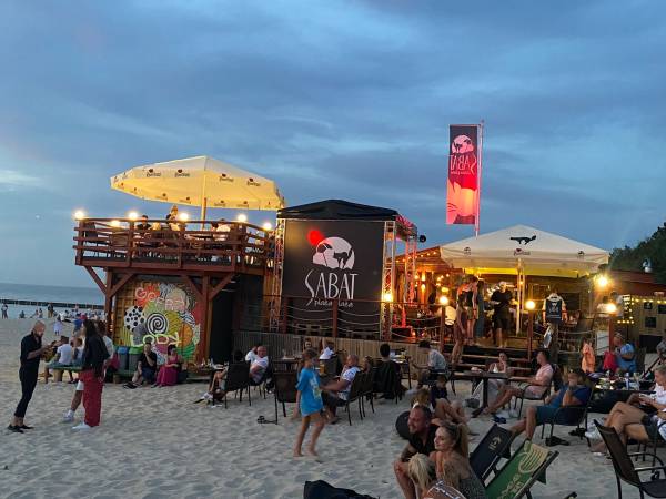 BEACH BAR POBIEROWO