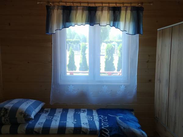 Duży domek-3 pokój. 