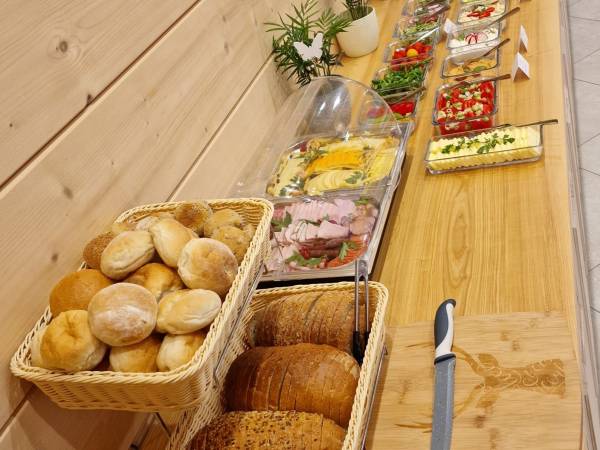 Śniadanie w formie bufetu 