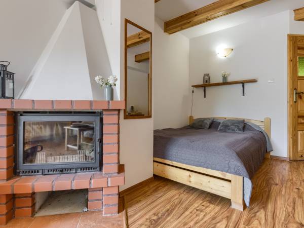 Apartament z kominkiem 