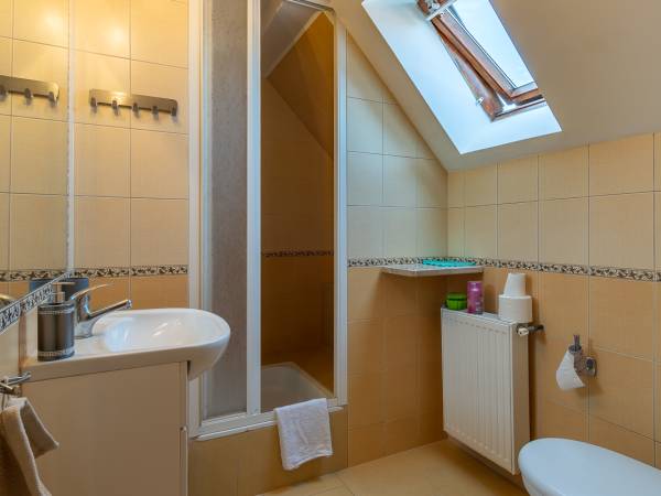 Domek i Pokoje Wilkasy