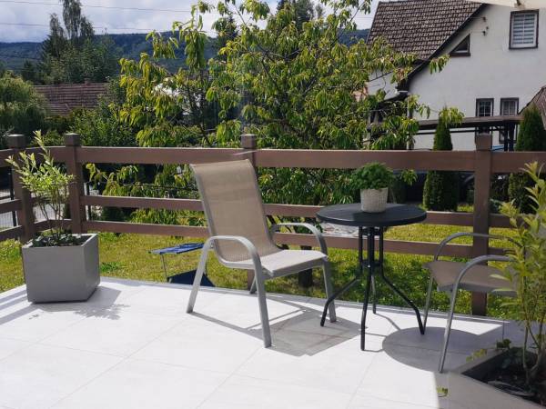 Obszerny Taras z widokiem na góry