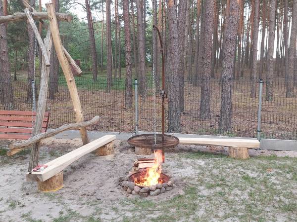 Domek pod Sosnami Całoroczny z Balią Ogrodową