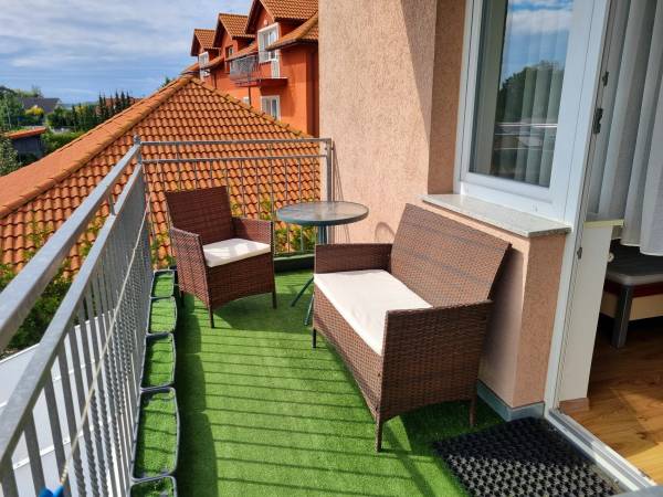 Nr C . Pokój 4 os. Balkon.