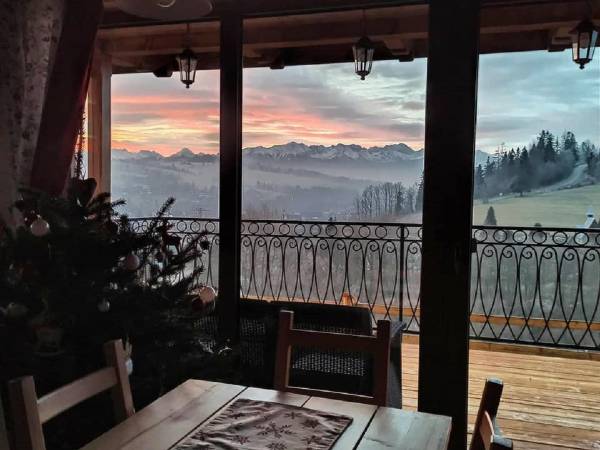 Widok z domku na piękne Tatry ;)