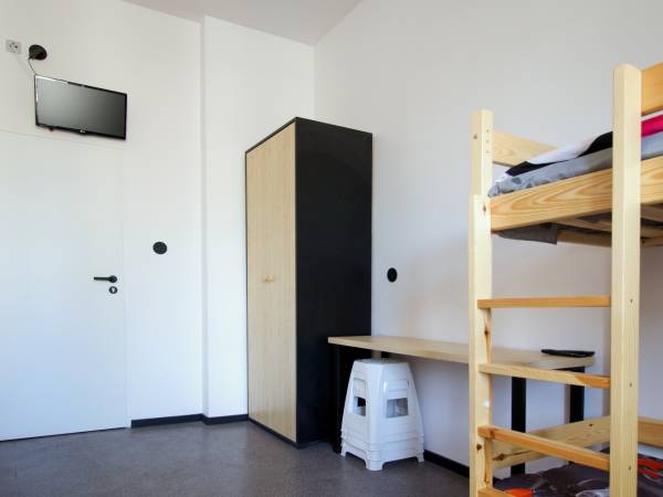 Najtańsze noclegi Piłsudskiego 93