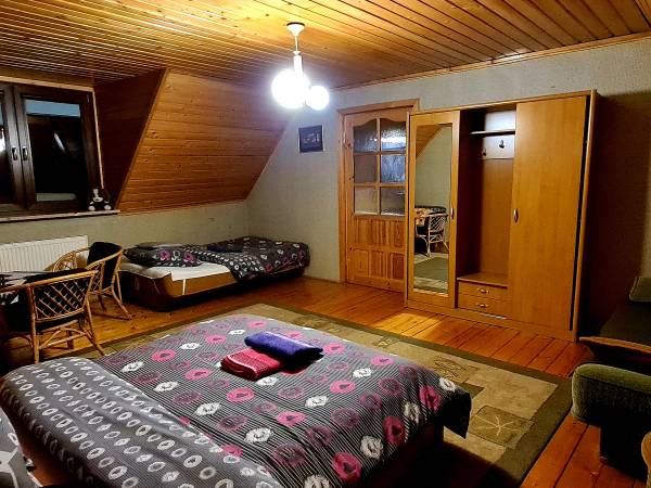 Dom Pod Wyciągiem i Chata Górska Kolyba